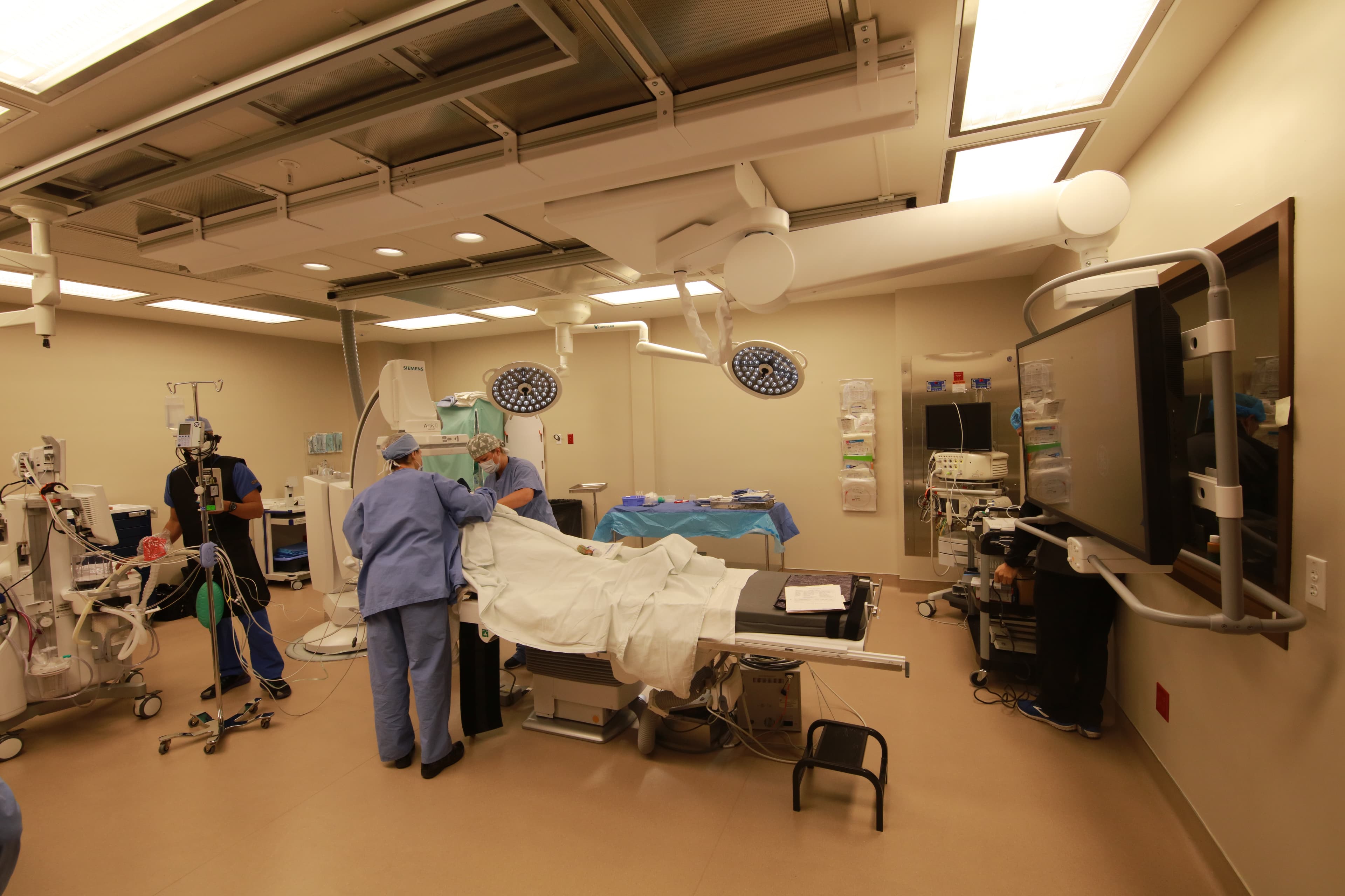 The care team in a Heart Health Center procedure suite